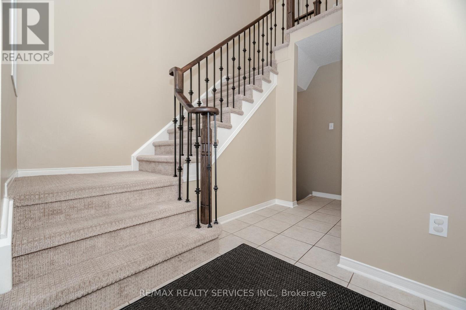 363 Edenbrook Hill Drive, Brampton, Ontario  L7A 2N4 - Photo 24 - W12164849