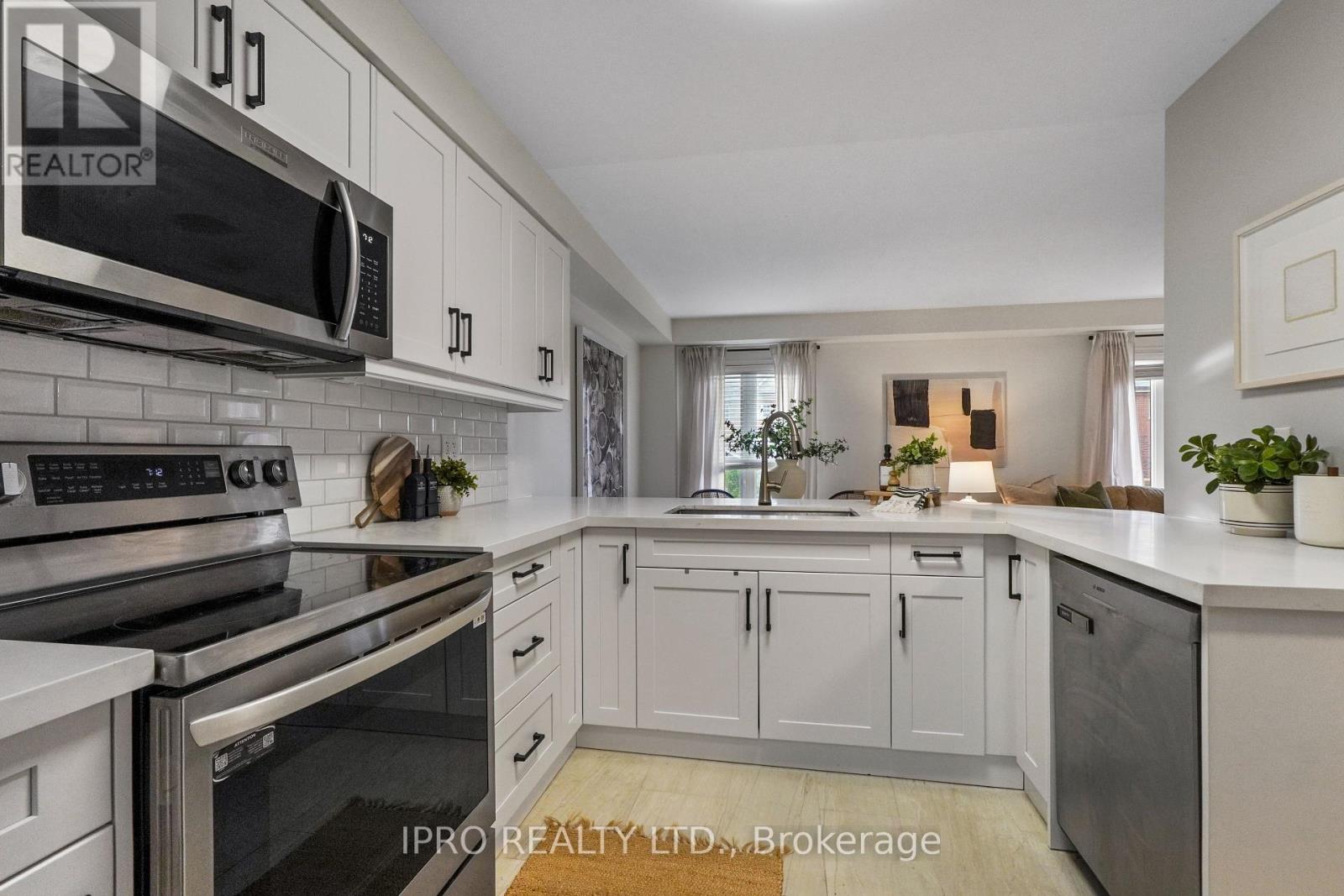3403 Southwick Street, Mississauga, Ontario  L5M 7L5 - Photo 20 - W12164883