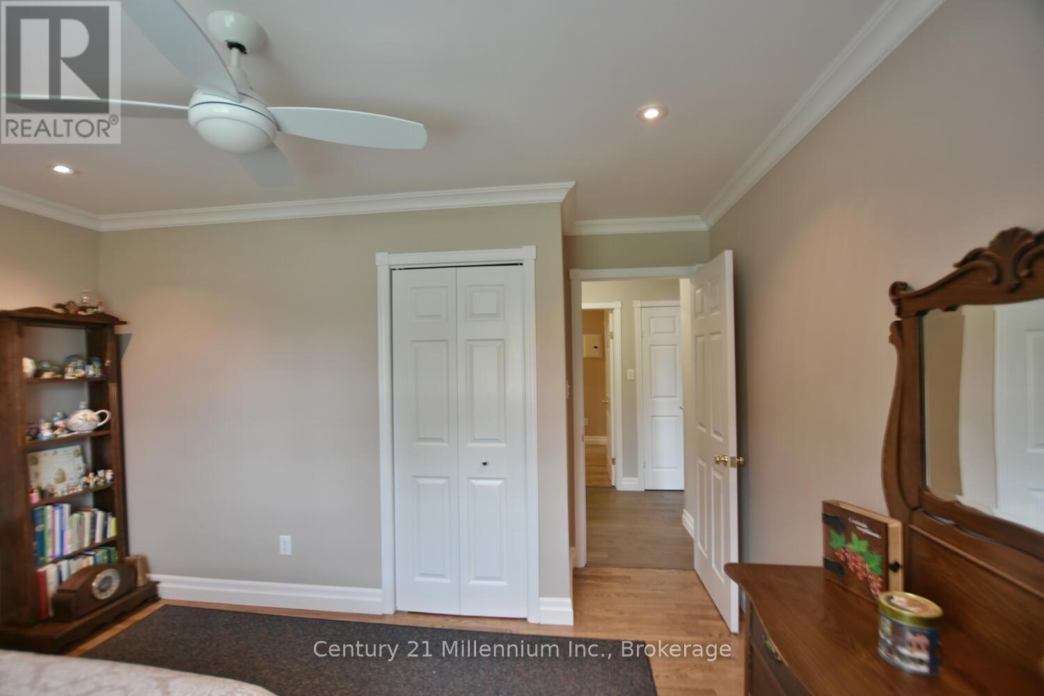 48 Indianola Crescent, Wasaga Beach, Ontario  L9Z 2W3 - Photo 42 - S12165024