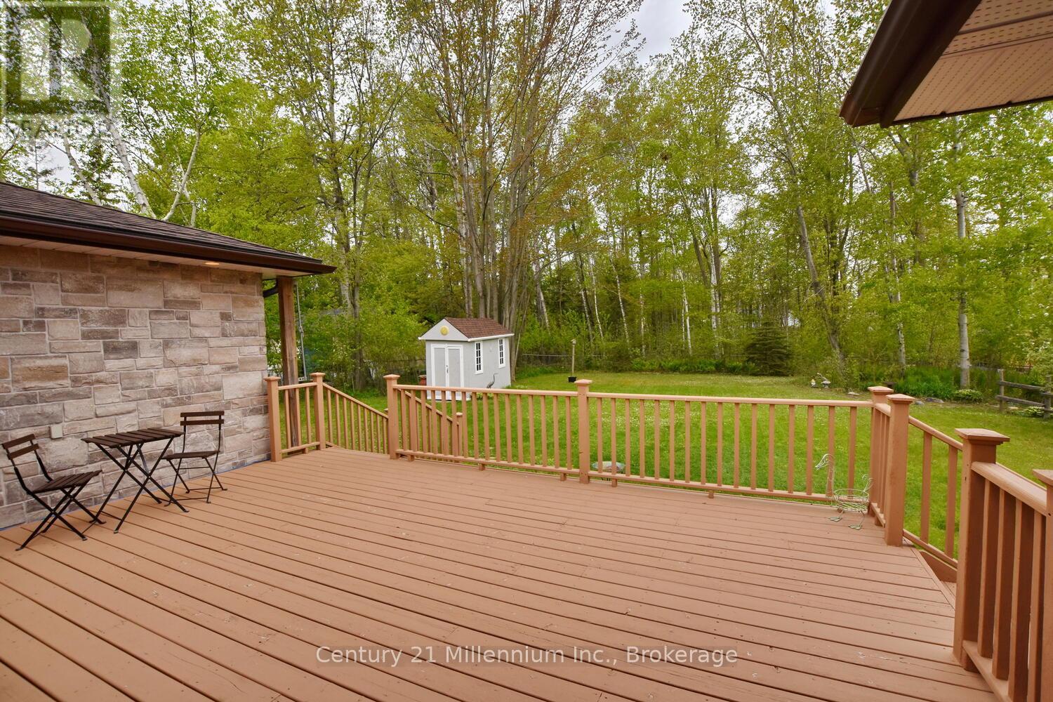 48 Indianola Crescent, Wasaga Beach, Ontario  L9Z 2W3 - Photo 45 - S12165024