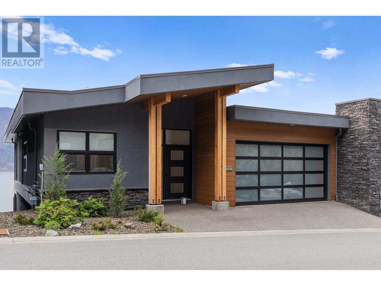 3484 Granite Close, Kelowna, British Columbia