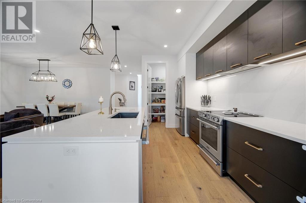 Photo 15 of 39 for 3314 David Milne Way