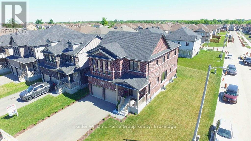48 Macalister Boulevard, Guelph (Kortright East), Ontario  N1G 0G6 - Photo 36 - X12165070