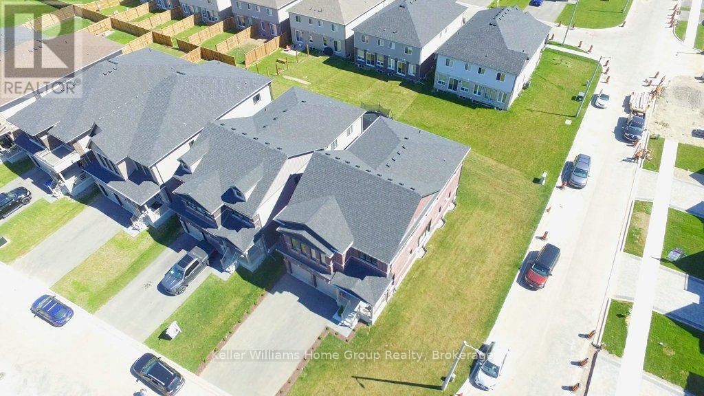 48 Macalister Boulevard, Guelph (Kortright East), Ontario  N1G 0G6 - Photo 37 - X12165070
