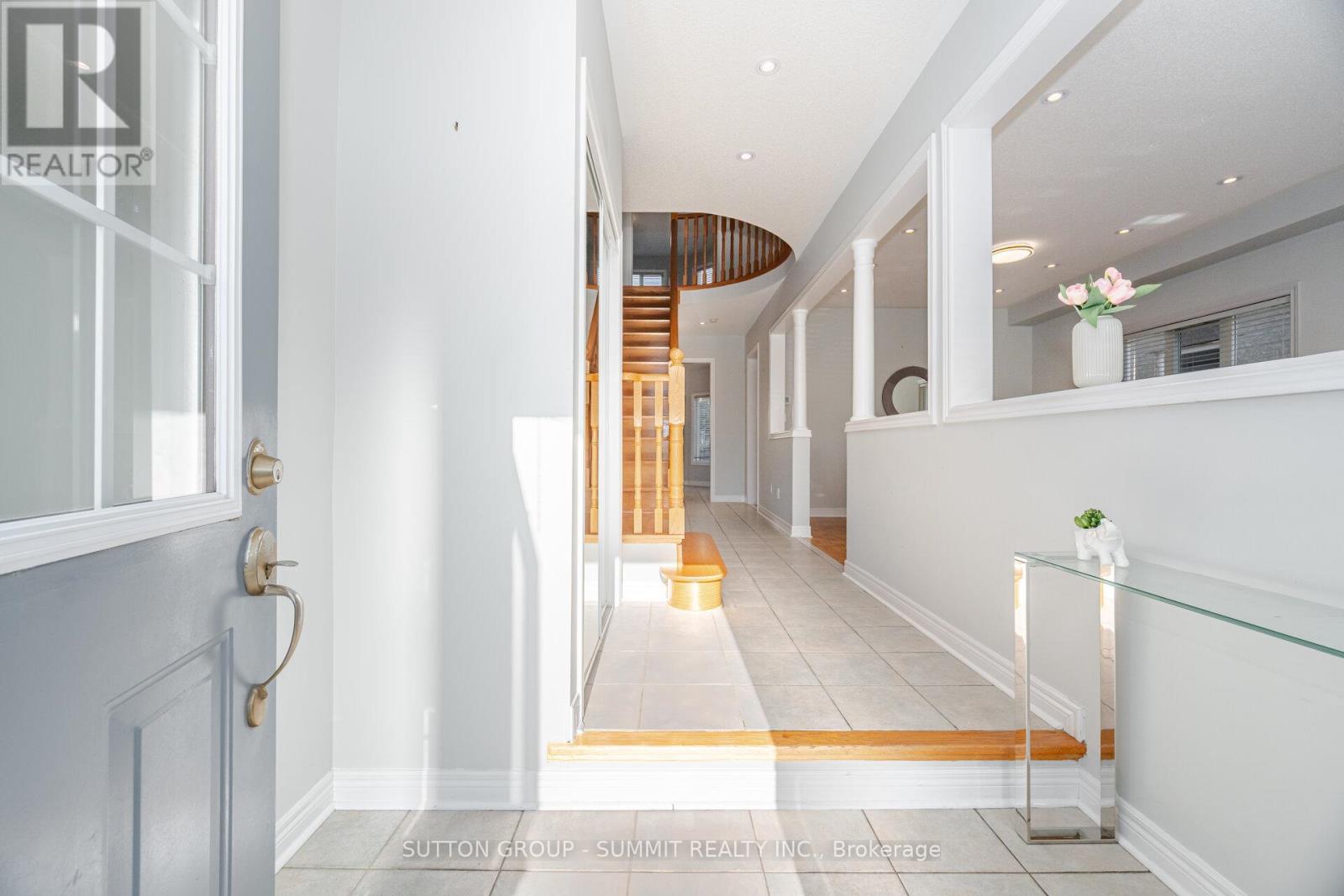 75 Huntingfield Street, Vaughan, Ontario  L4K 5J1 - Photo 8 - N12163955