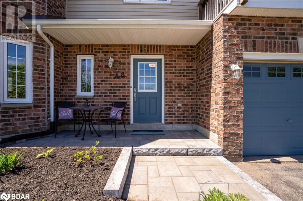 8 Ash Court Court, Oro-Medonte, Ontario  L0K 1E0 - Photo 3 - 40728174