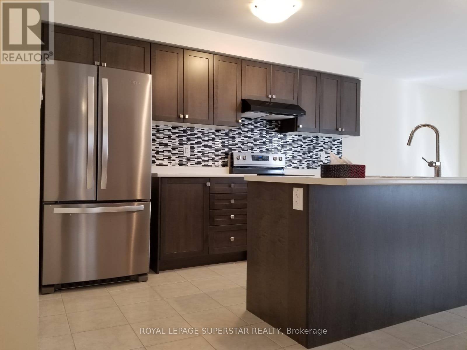 23 Cloy Drive, Thorold, Ontario  L3B 0G5 - Photo 3 - X12164745