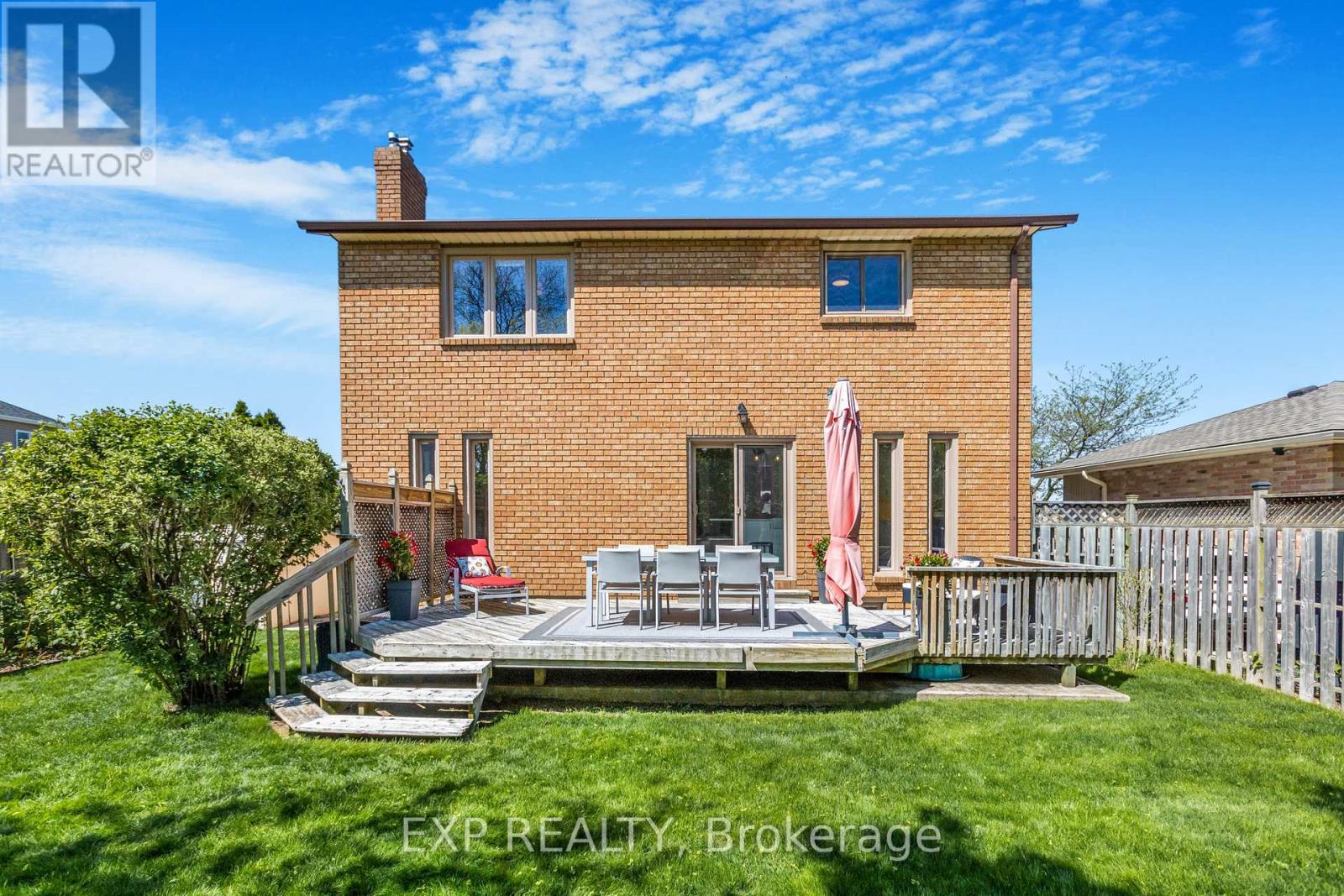 30 Guernsey Drive, Hamilton, Ontario  L8E 4R1 - Photo 34 - X12164823