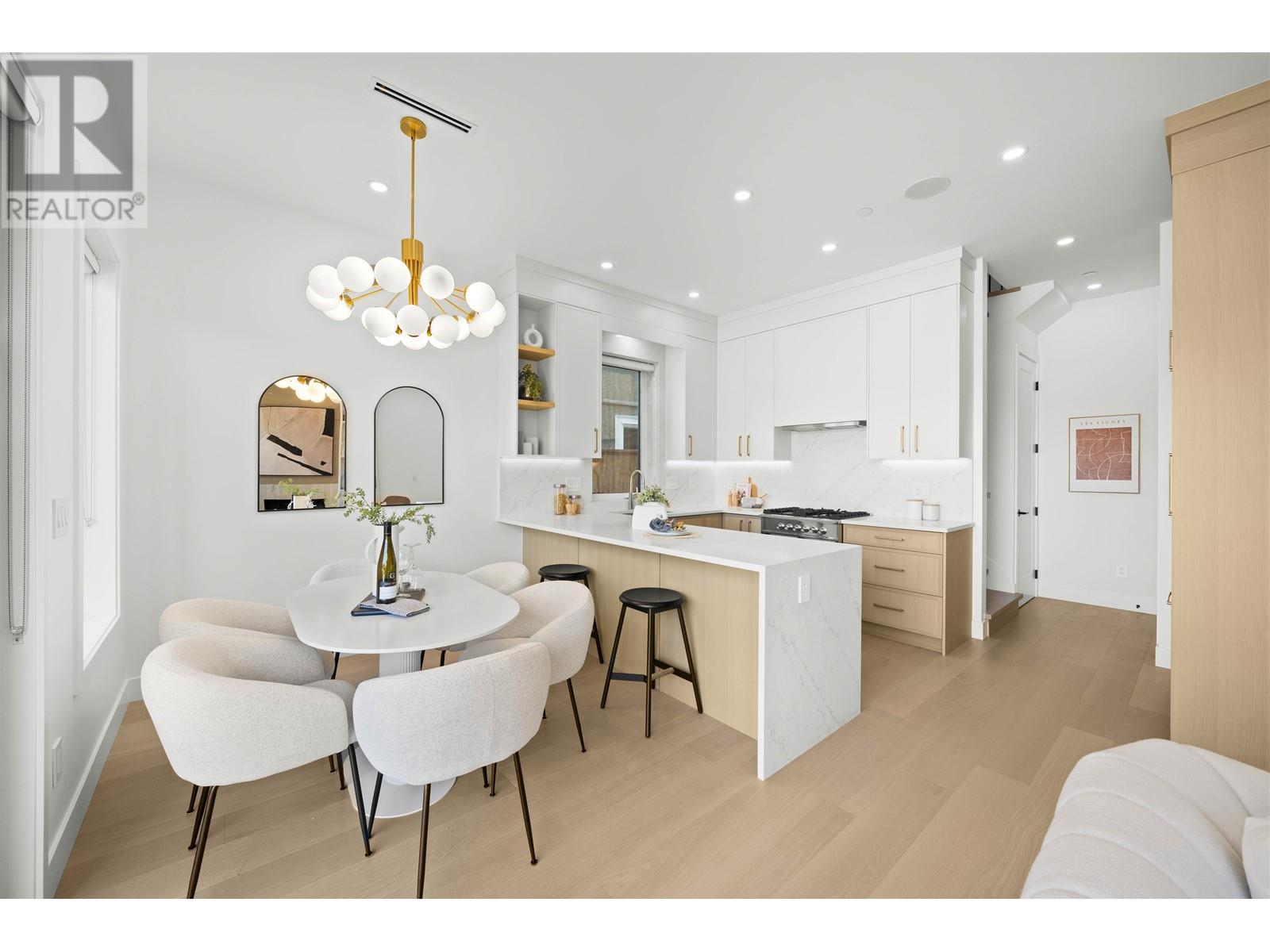 2 6461 E Prince Edward Street, Vancouver, British Columbia  V3W 0Y3 - Photo 8 - R3005814
