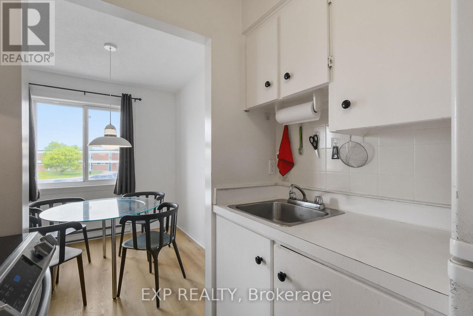 305b - 2041 Arrowsmith Drive, Ottawa, Ontario  K1J 7V7 - Photo 14 - X12164986