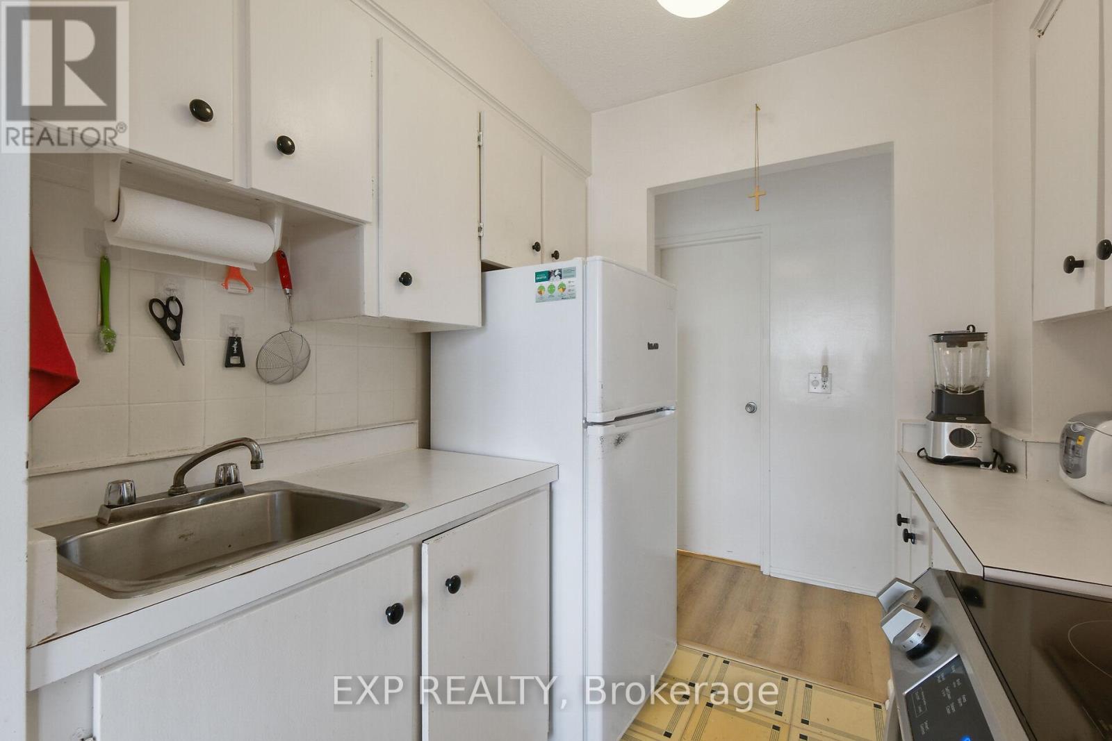 305b - 2041 Arrowsmith Drive, Ottawa, Ontario  K1J 7V7 - Photo 16 - X12164986