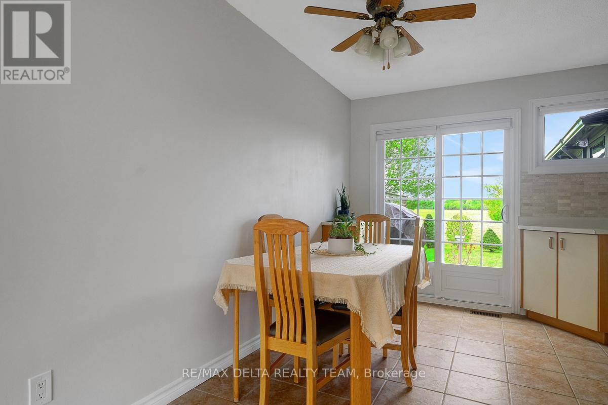 5041 Thunder Road, Ottawa, Ontario  K0A 1K0 - Photo 10 - X12164999