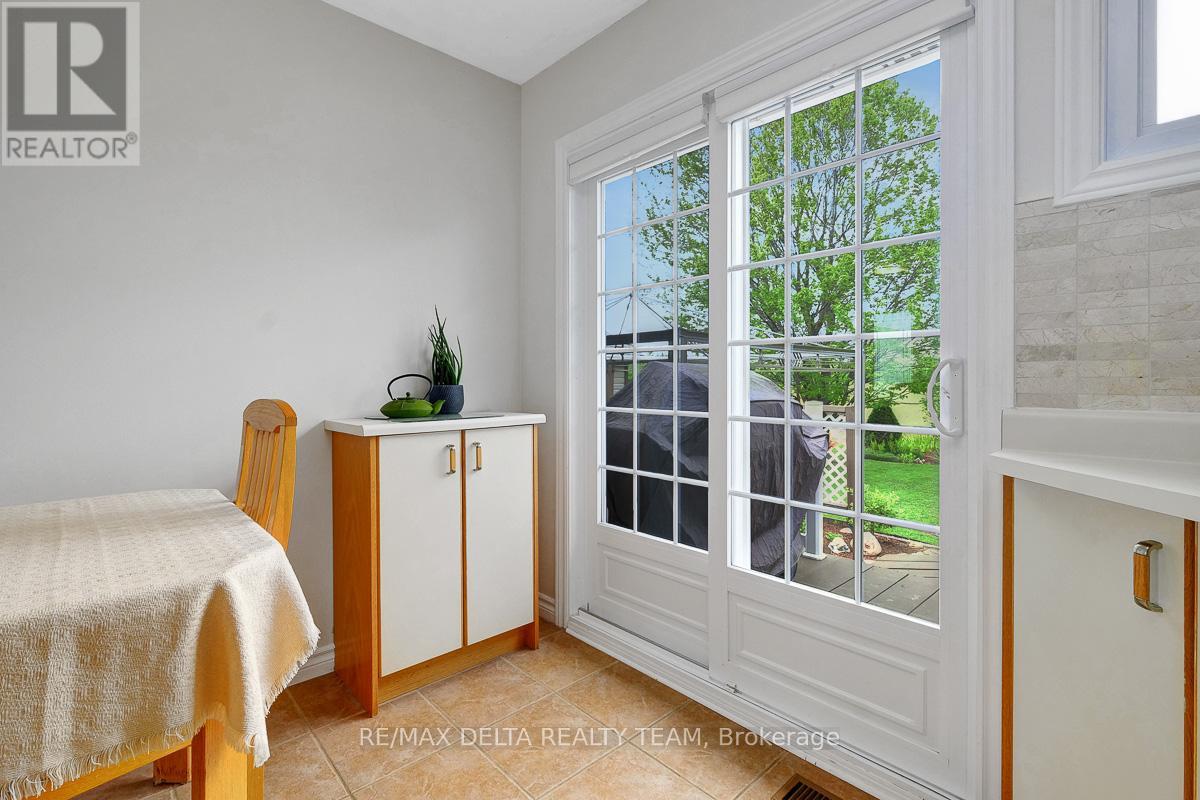 5041 Thunder Road, Ottawa, Ontario  K0A 1K0 - Photo 16 - X12164999