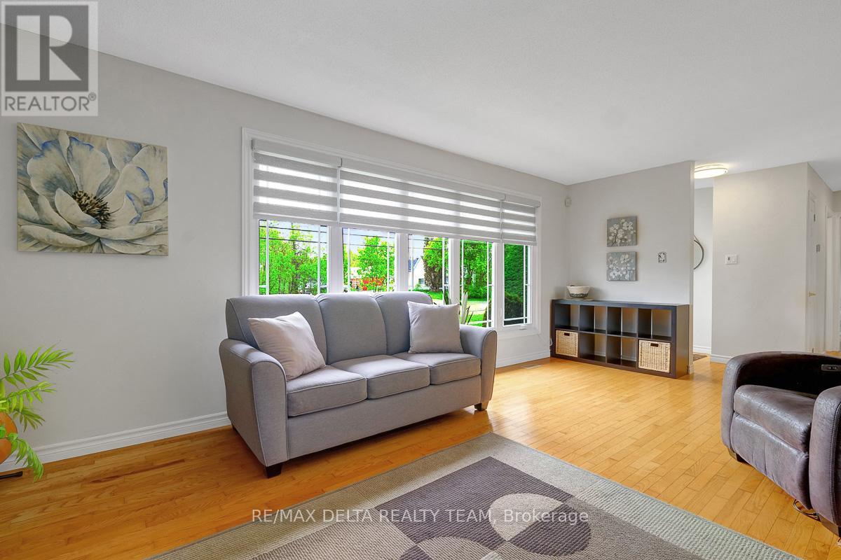 5041 Thunder Road, Ottawa, Ontario  K0A 1K0 - Photo 9 - X12164999