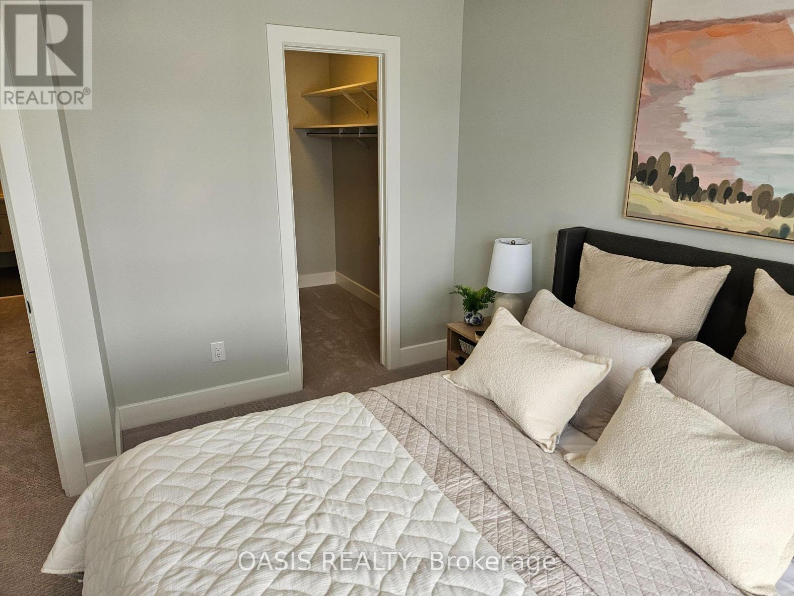 81 Rawah Private, Ottawa, Ontario  K2S 3E2 - Photo 12 - X12165033