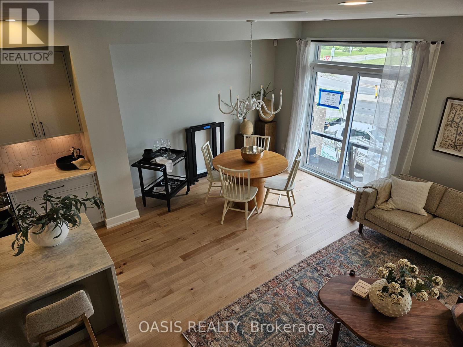 81 Rawah Private, Ottawa, Ontario  K2S 3E2 - Photo 6 - X12165033