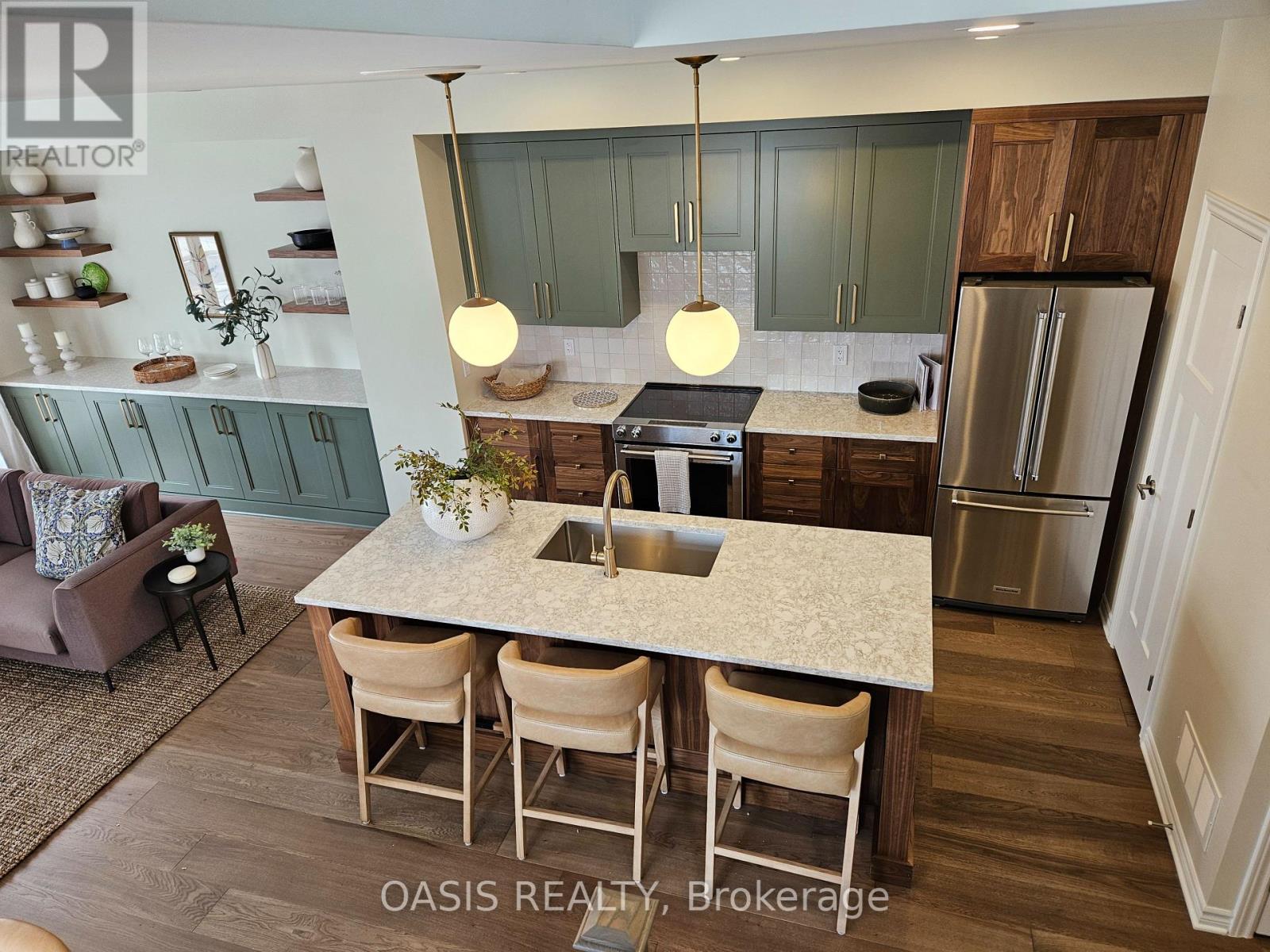 83 Rawah Private, Ottawa, Ontario  K2S 3E2 - Photo 4 - X12165038