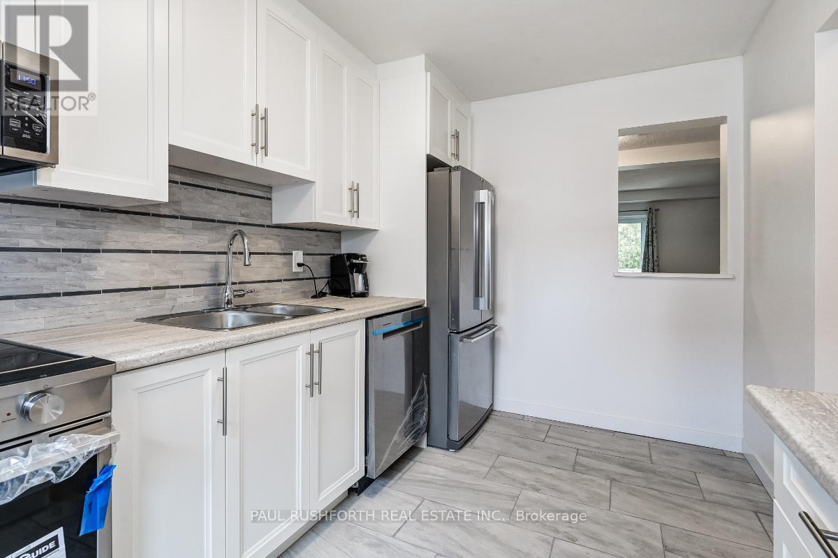 4050 Eady Court W, Ottawa, Ontario  K1J 8X6 - Photo 9 - X12165072