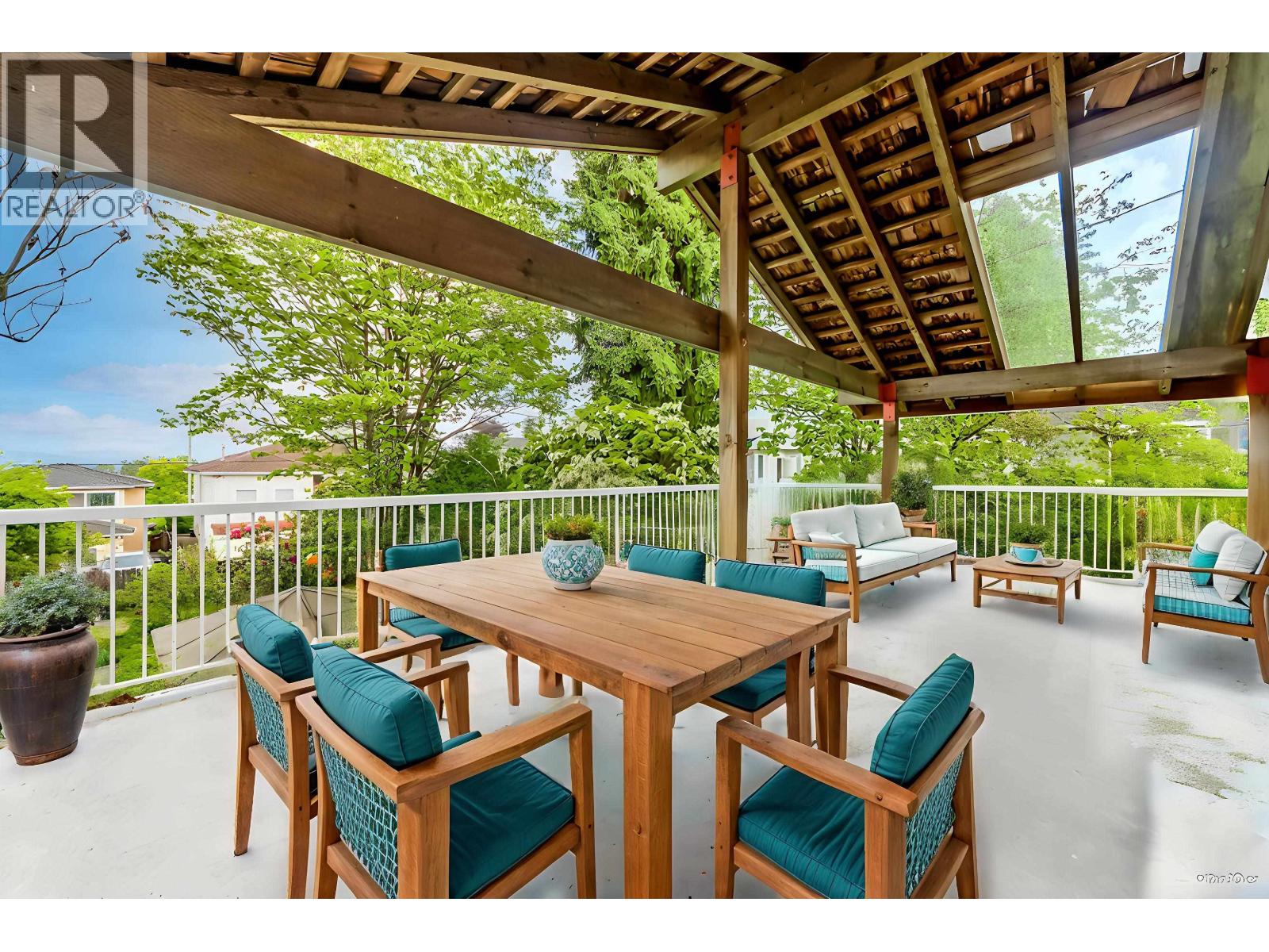 4872 Gilpin Court, Burnaby, British Columbia  V5G 3A3 - Photo 8 - R3005830