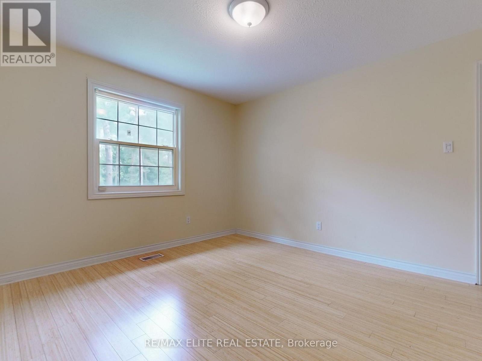 30 Cynthia Crescent, Richmond Hill, Ontario  L4E 2P8 - Photo 25 - N12136925