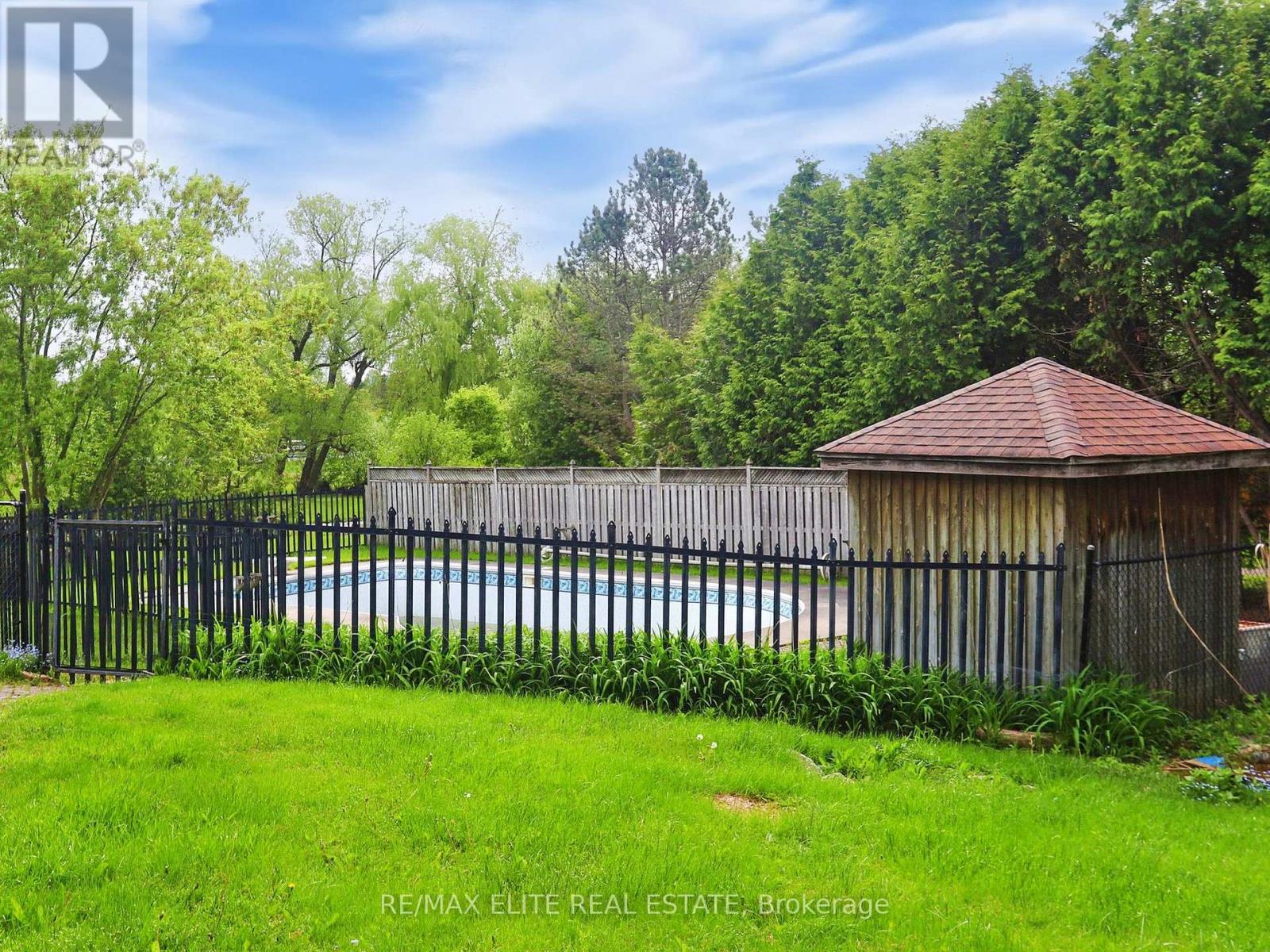 30 Cynthia Crescent, Richmond Hill, Ontario  L4E 2P8 - Photo 30 - N12136925
