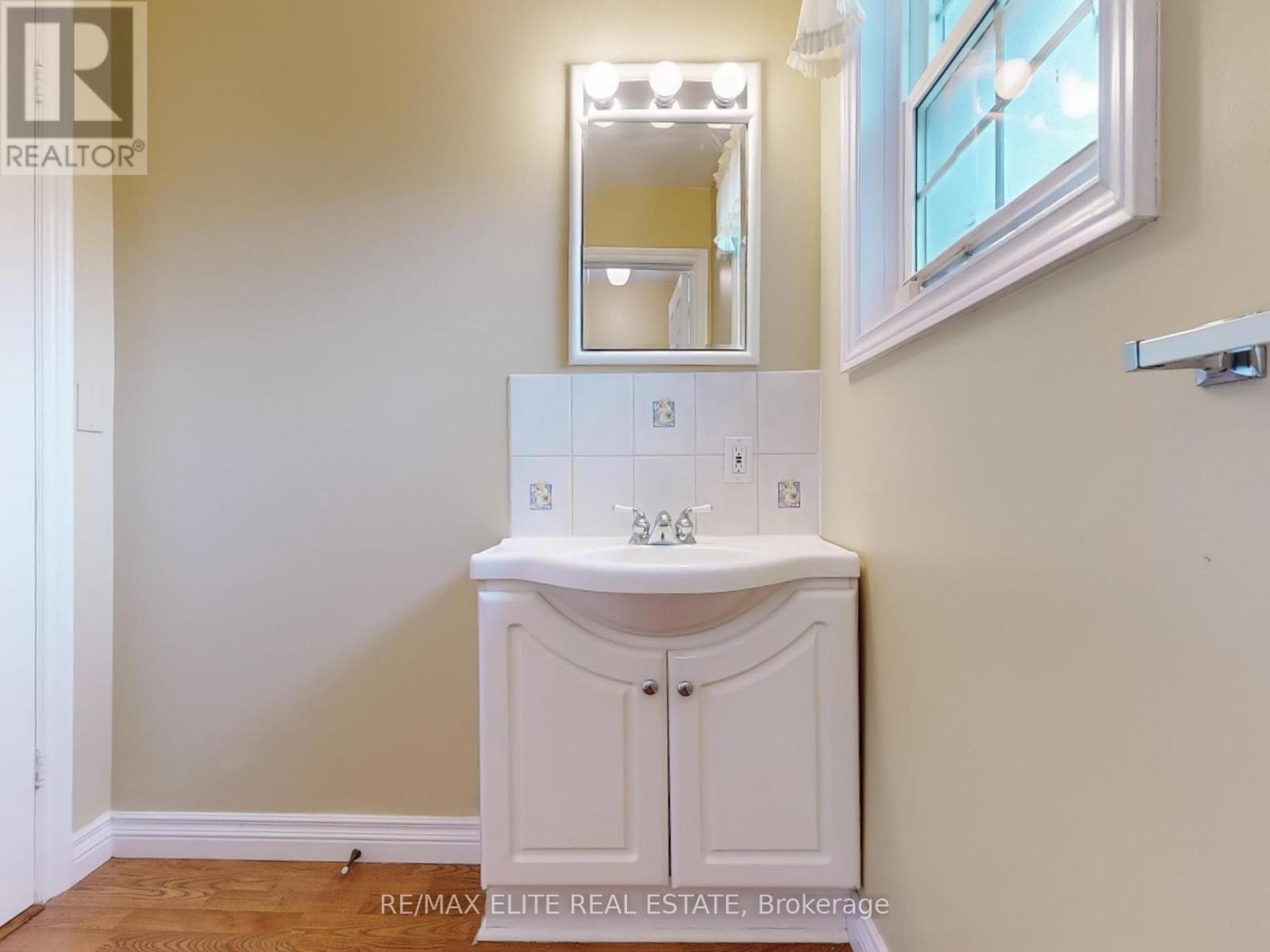 30 Cynthia Crescent, Richmond Hill, Ontario  L4E 2P8 - Photo 26 - N12136925