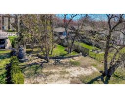 931 PREMIER ROAD, North Bay, Ontario