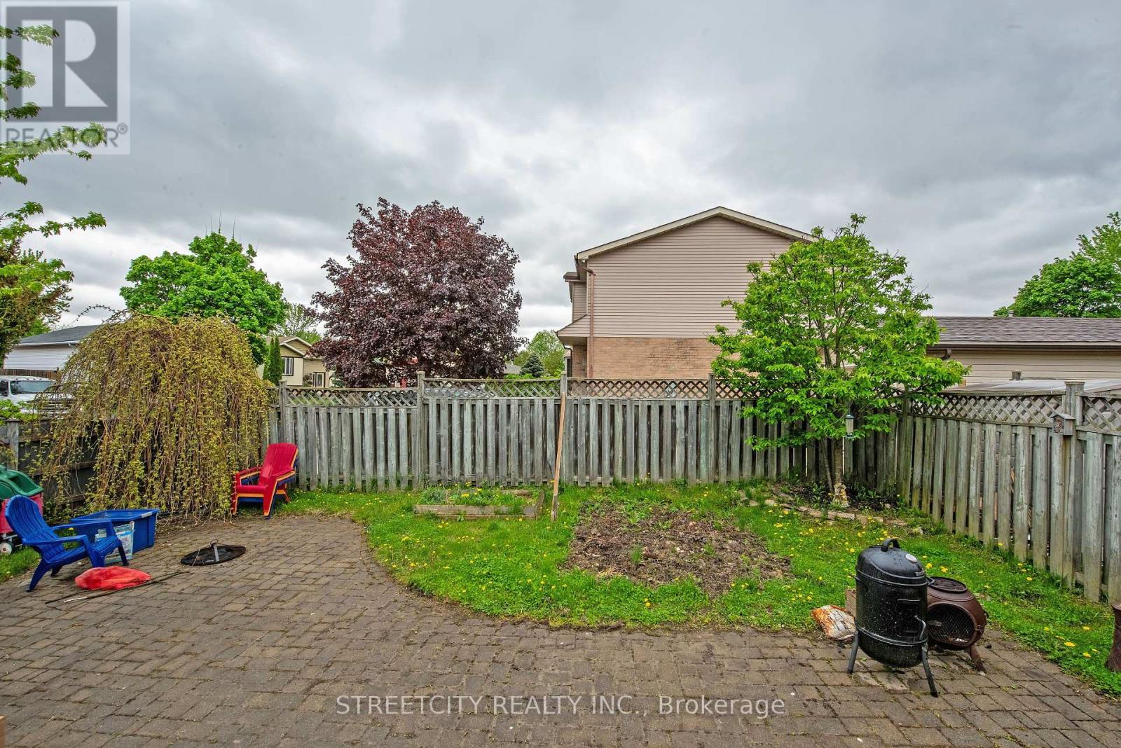 Photo 44 of 48 for 138 Carlyle Drive