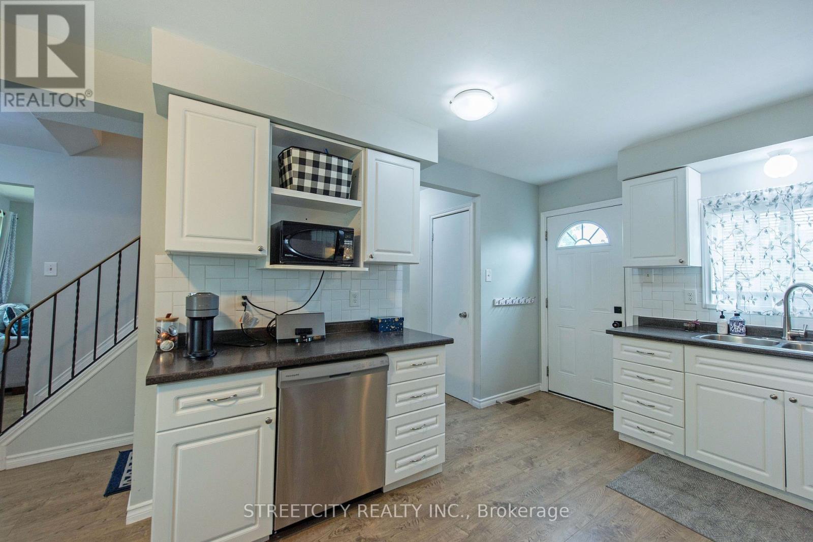 138 Carlyle Drive, London East, Ontario  N5V 3T1 - Photo 23 - X12147202