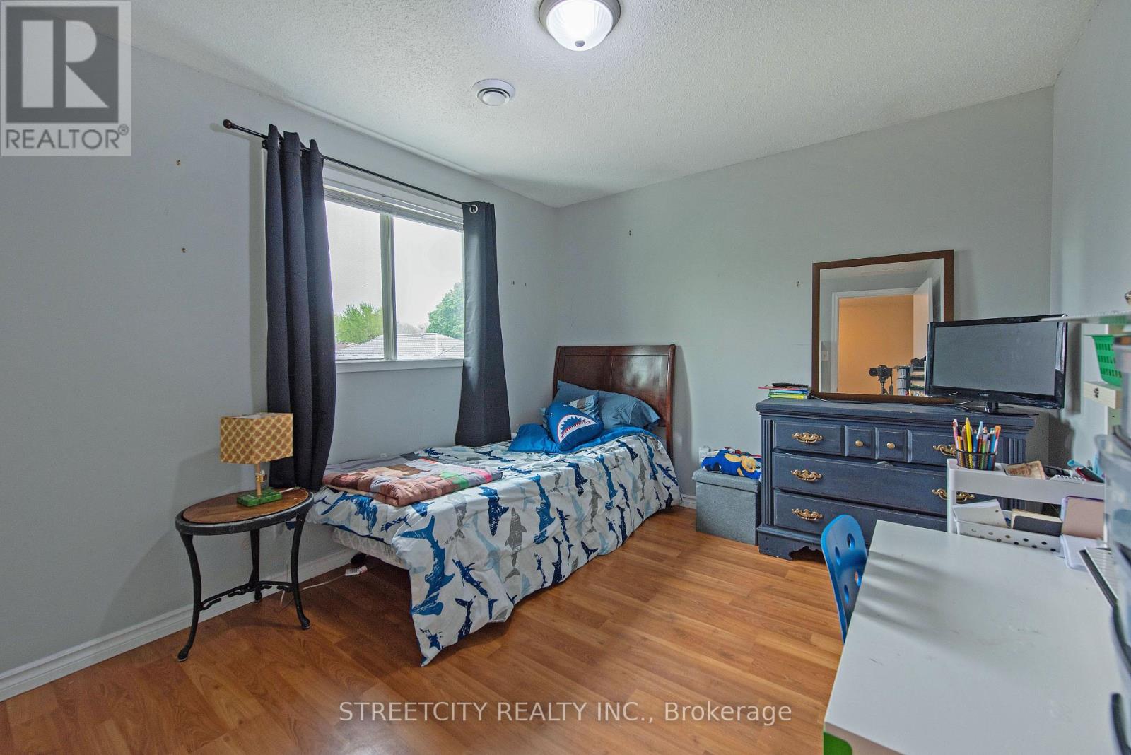 138 Carlyle Drive, London East, Ontario  N5V 3T1 - Photo 31 - X12147202