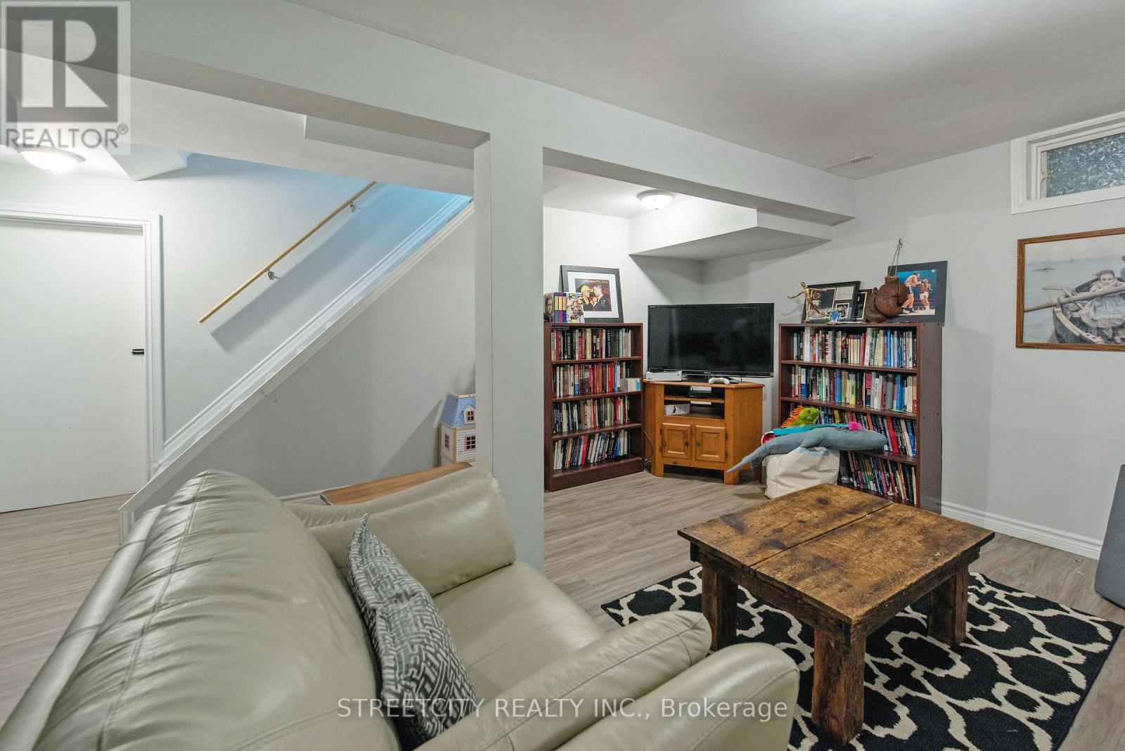 138 Carlyle Drive, London East, Ontario  N5V 3T1 - Photo 36 - X12147202