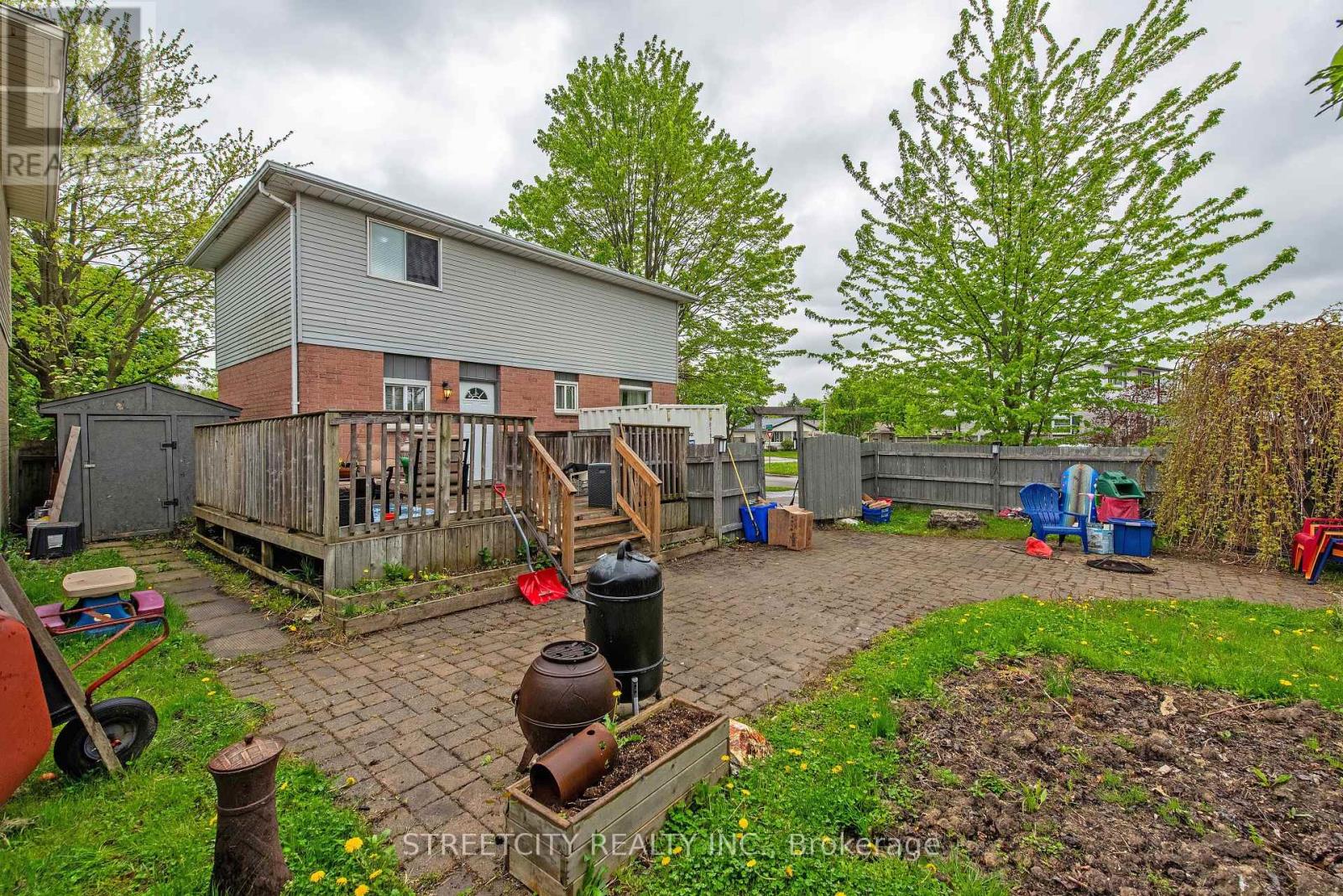 138 Carlyle Drive, London East, Ontario  N5V 3T1 - Photo 43 - X12147202