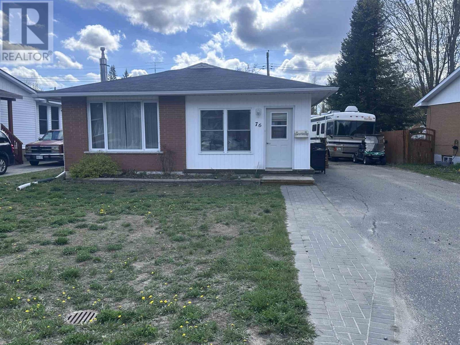 76 Mississauga AVE, Elliot Lake, Ontario