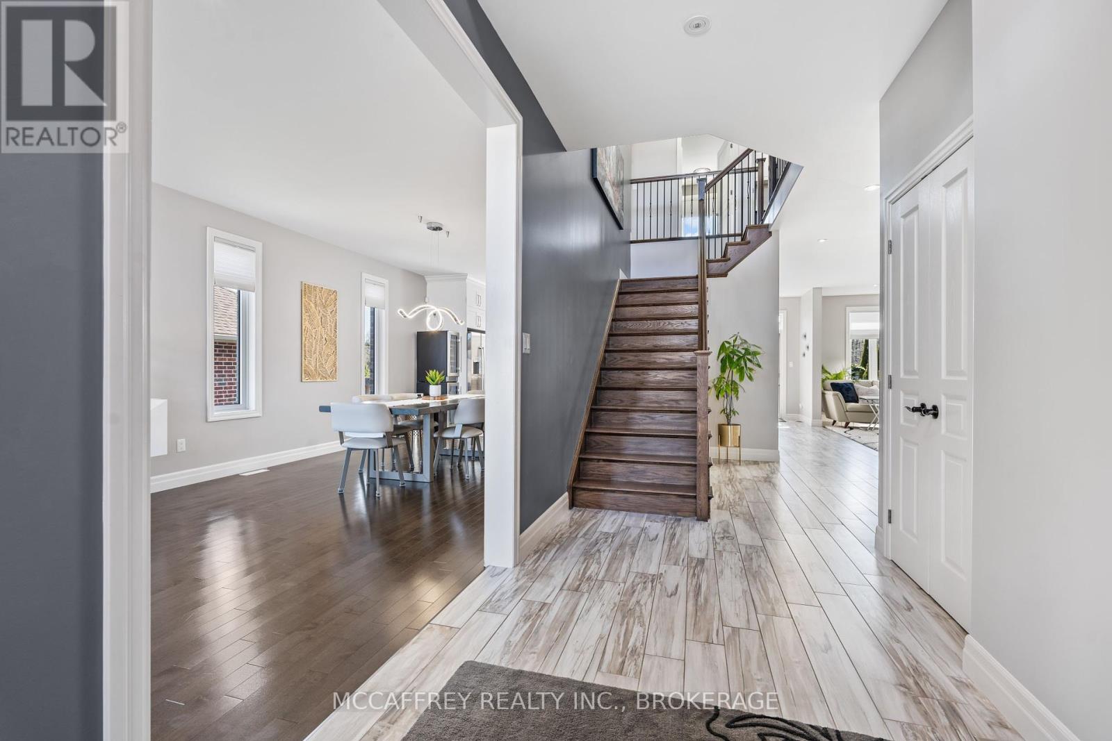 64 Ashwood Crescent, Greater Napanee, Ontario  K7R 0B1 - Photo 5 - X12164942
