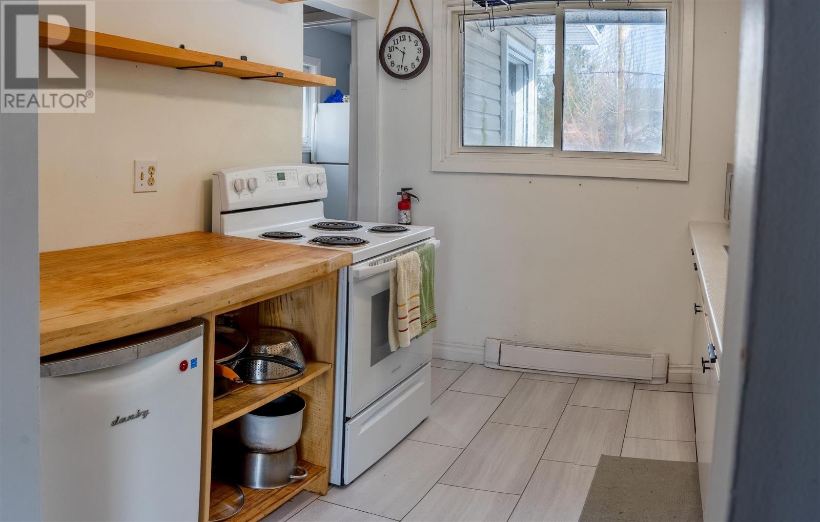 144 Tilley Rd, Sault Ste. Marie, Ontario  P6B 3Z1 - Photo 6 - SM250798