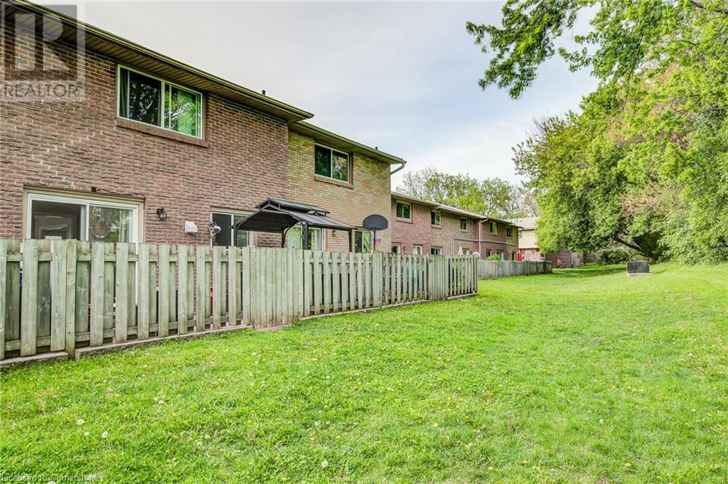 293 Fairway Road N Unit# 37, Kitchener, Ontario  N2A 2P1 - Photo 26 - 40729722