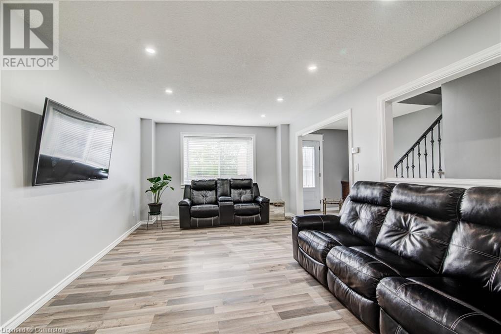 293 Fairway Road N Unit# 37, Kitchener, Ontario  N2A 2P1 - Photo 7 - 40729722