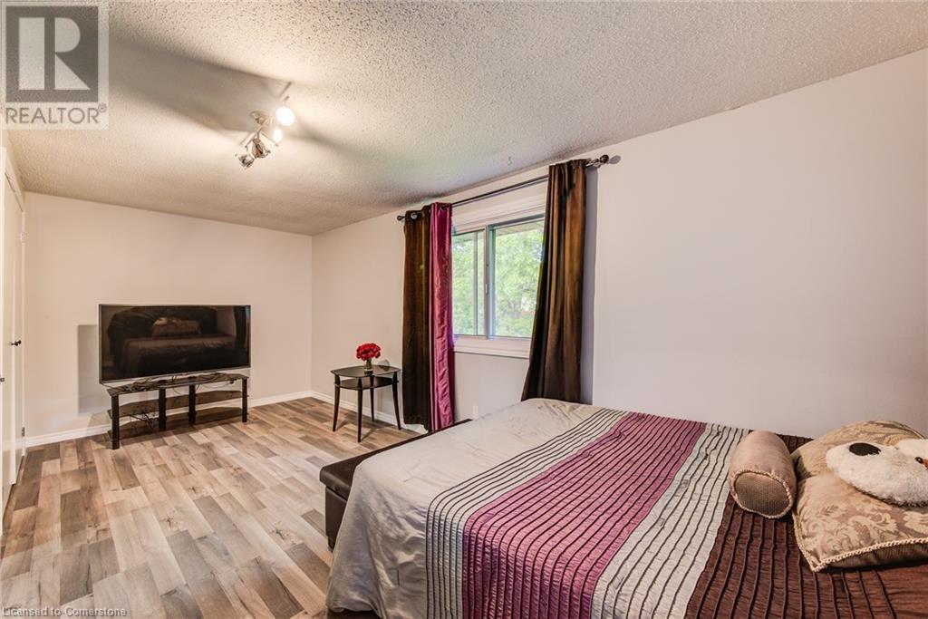 293 Fairway Road N Unit# 37, Kitchener, Ontario  N2A 2P1 - Photo 19 - 40729722