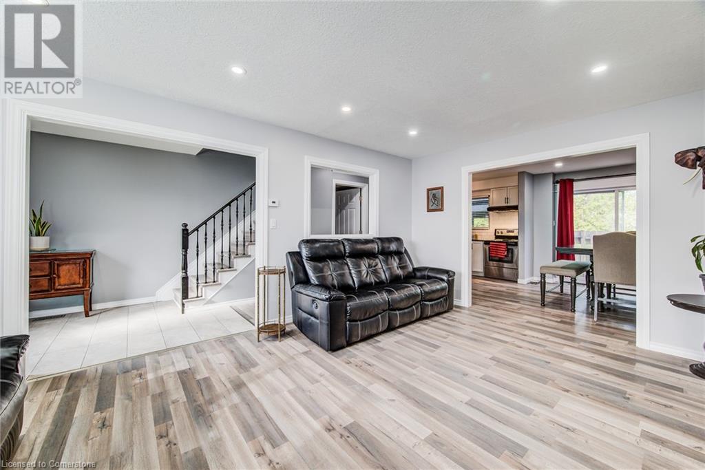293 Fairway Road N Unit# 37, Kitchener, Ontario  N2A 2P1 - Photo 6 - 40729722