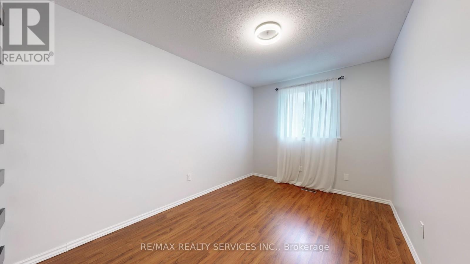 80 Carisbrooke Court, Brampton, Ontario  L6S 3K1 - Photo 34 - W12164563