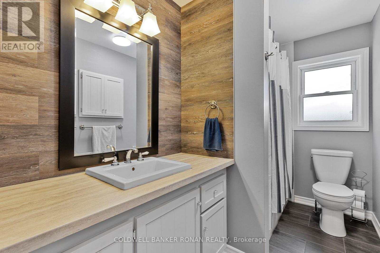 15 Burbank Circle, Adjala-Tosorontio, Ontario  L0M 1J0 - Photo 12 - N12156877