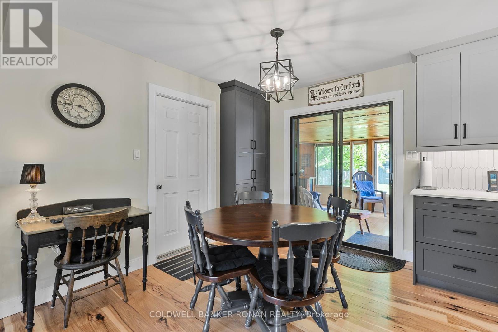 15 Burbank Circle, Adjala-Tosorontio, Ontario  L0M 1J0 - Photo 8 - N12156877