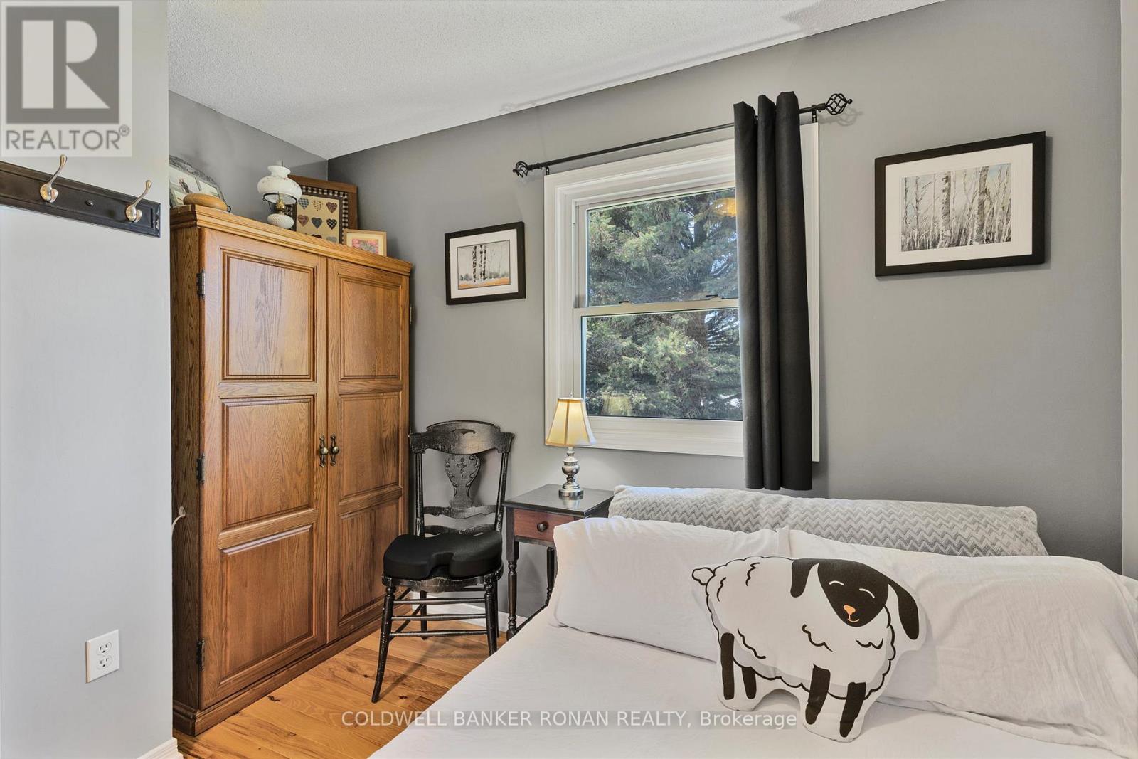 15 Burbank Circle, Adjala-Tosorontio, Ontario  L0M 1J0 - Photo 19 - N12156877