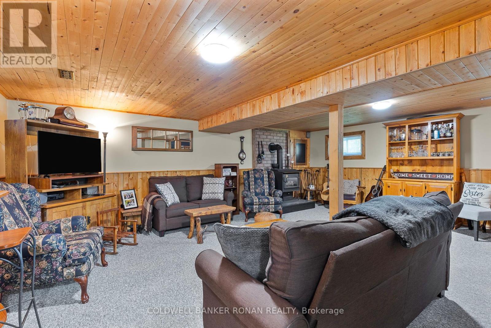 15 Burbank Circle, Adjala-Tosorontio, Ontario  L0M 1J0 - Photo 20 - N12156877