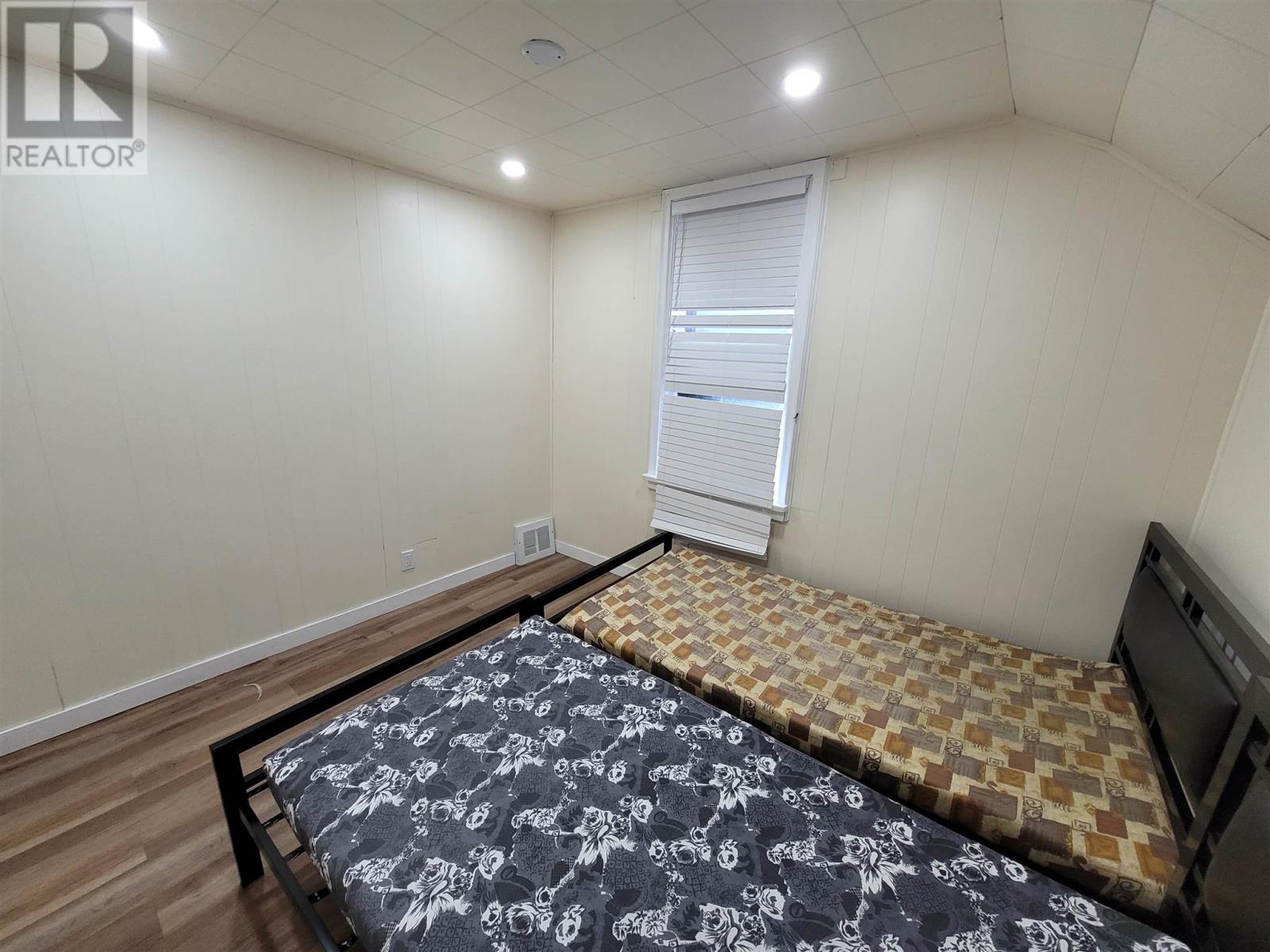 31 Cathcart St, Sault Ste. Marie, Ontario  P6A 1C9 - Photo 13 - SM251191