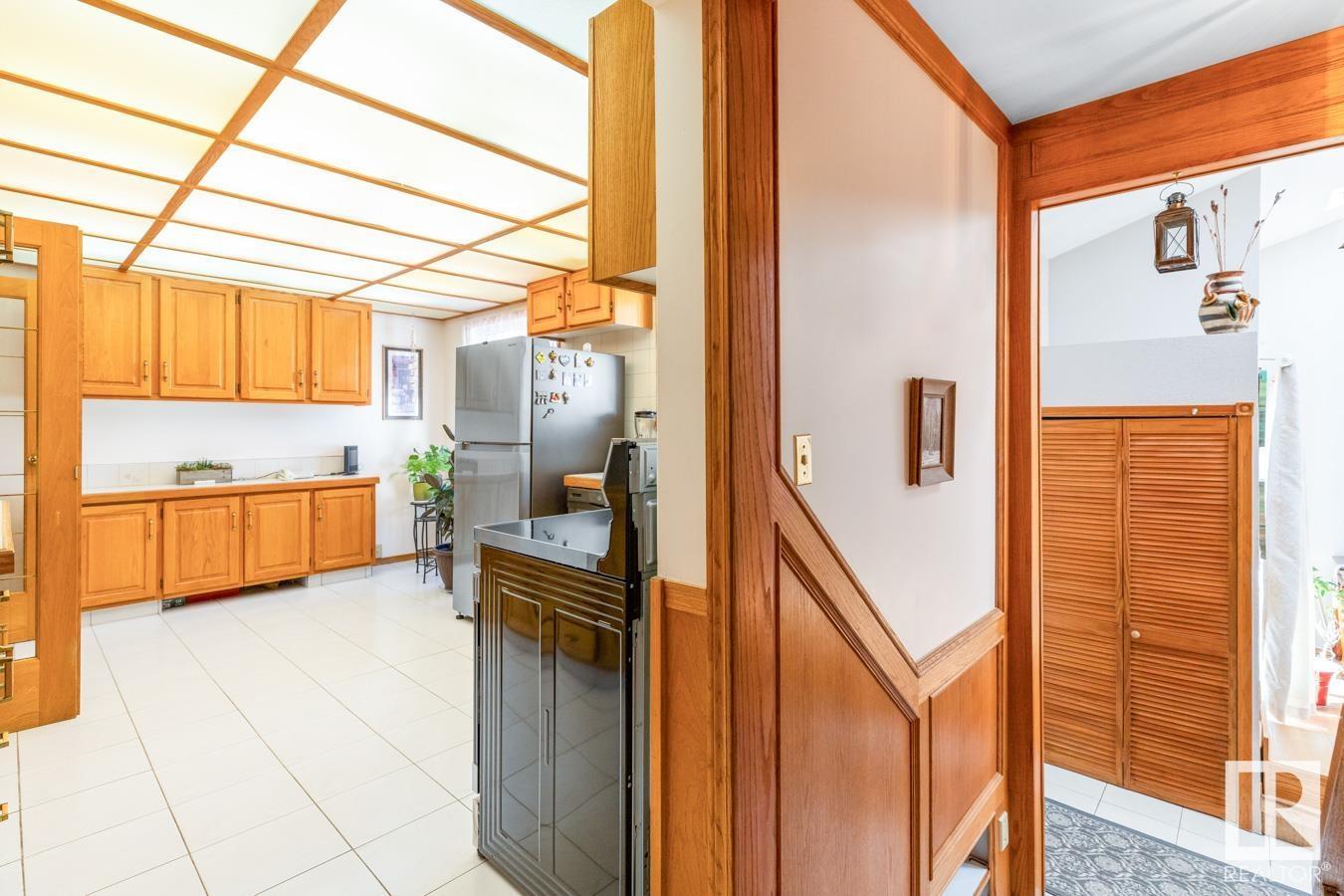 4307 109a Av Nw, Edmonton, Alberta  T6A 1S3 - Photo 18 - E4434712