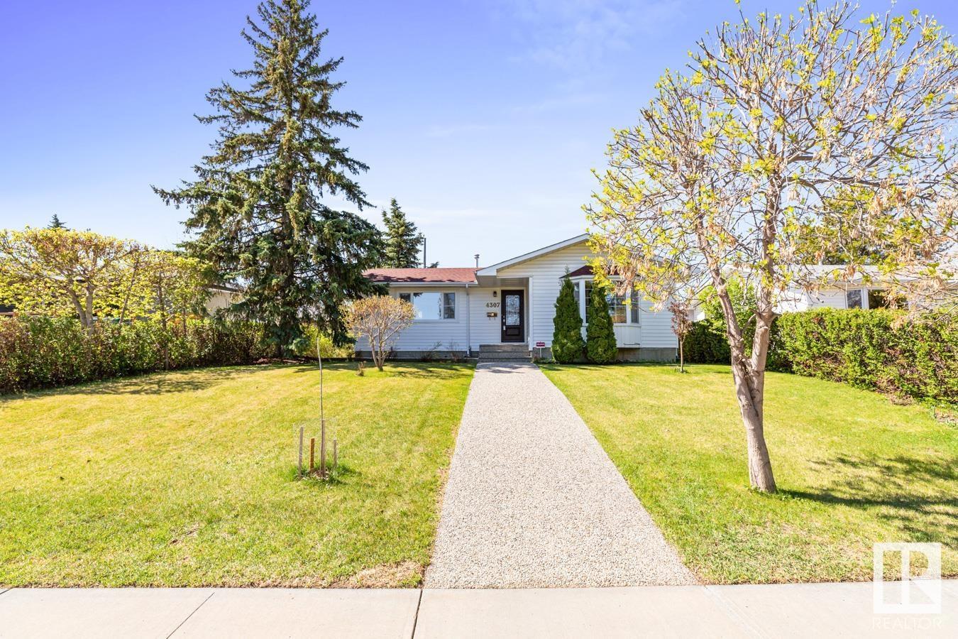 4307 109a Av Nw, Edmonton, Alberta  T6A 1S3 - Photo 2 - E4434712