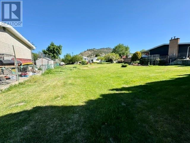 1444 Ridgedale Avenue, Penticton, BC V2A2S2