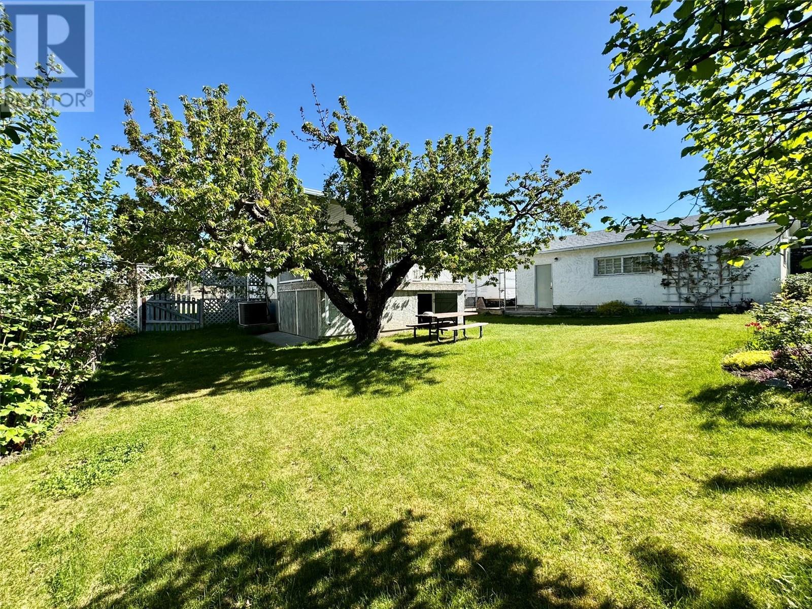 1444 Ridgedale Avenue, Penticton, BC V2A2S2