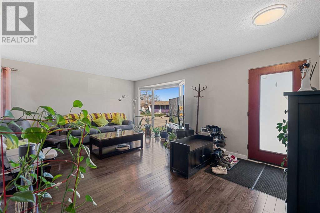Property at 2302 Olympia Drive SE image 5